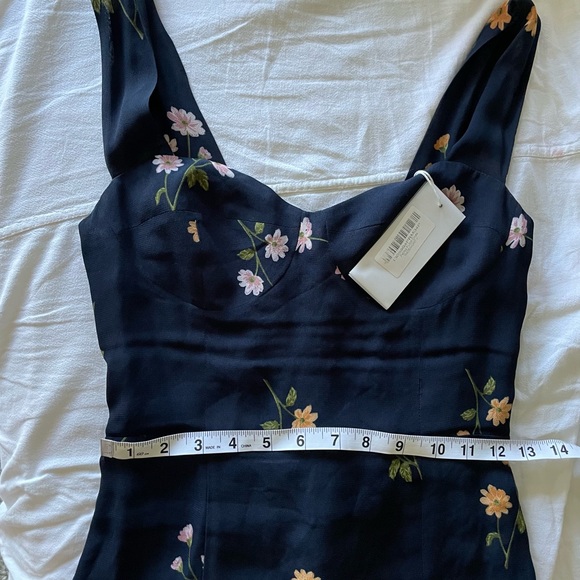 Reformation petite Fulton dress - Picture 2 of 5
